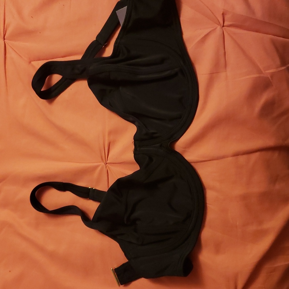Black bikini top